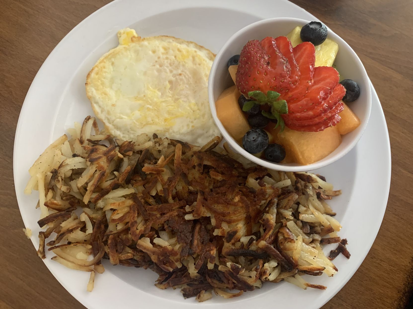 Marquette Hotel Cafe breakfast